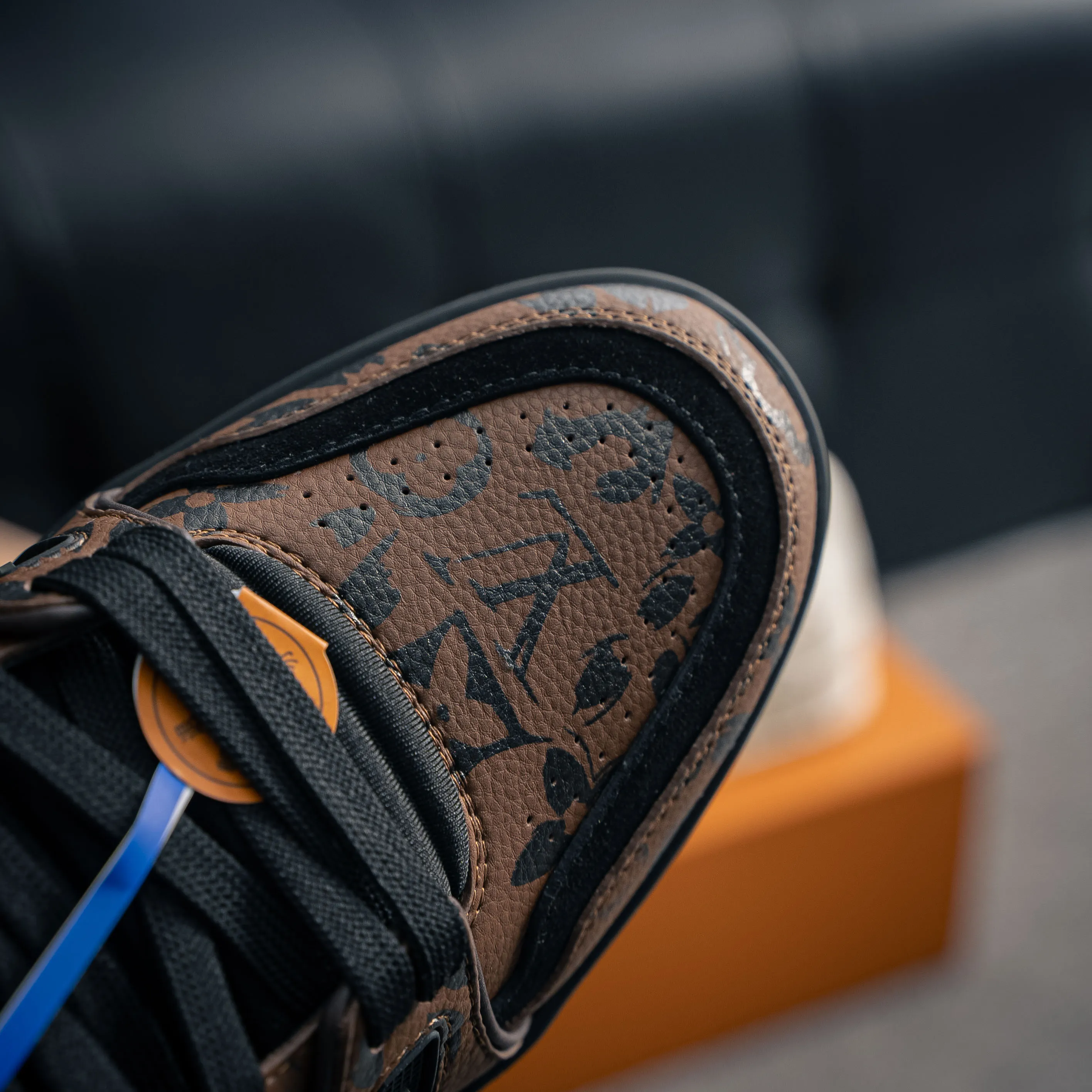 # Louis Vuitton Trainer Sneaker Low Versatile Skate Shoes NFC Authentic